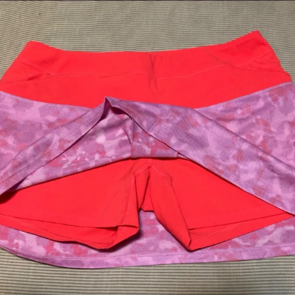 Adidas running shirt - Picture 2 of 2